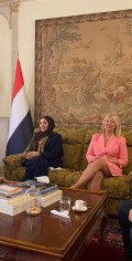 Sabrina Zuccalà CEO of 4ward360 Srl with the Ambassador of Yemen in Italy